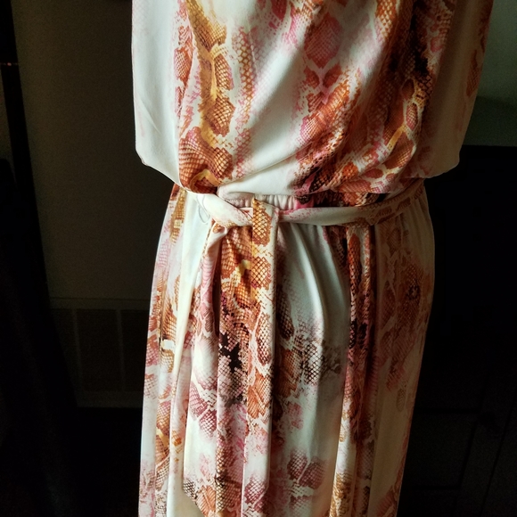 Calvin Klein pink python grecian sleeveless gown - Picture 4 of 8